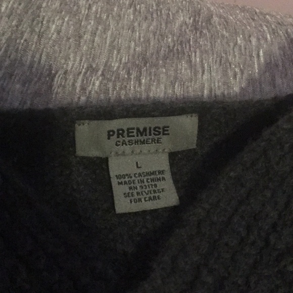 Sweater - Picture 2 of 3